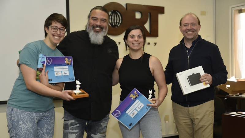 *Tamara Kupfer, Simón Varela, Inés Corti y Alejandro Erramún.*
