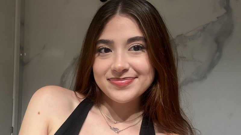 Estudiante de Bachillerato de Diseño destacó en la categoría Preuniversitaria del Concurso Nacional de Diseño de Muebles 2025