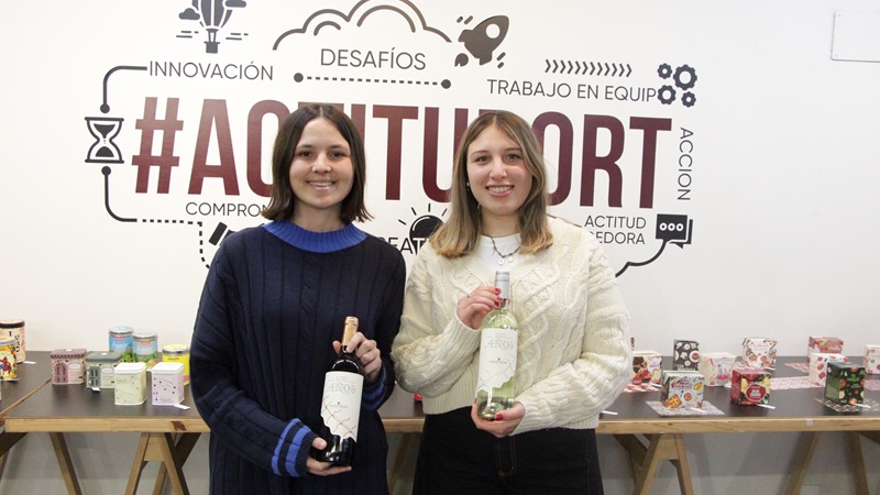 *María Jesús Harispe (left) and Camila Alfonzo*
