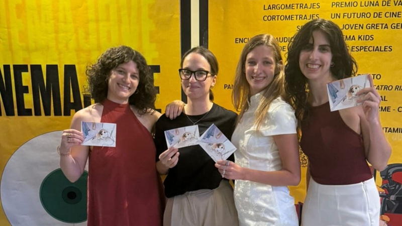 *Algunos integrantes que trabajaron en <i>Tina</i>: Agathe Pias (animadora), Eliana Fernández, Alisa Lapkovskaya (guionista) y Clara García (animadora)*