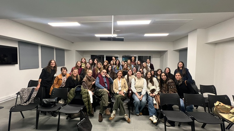 Proveedora de lana de Gucci dict&oacute; una conferencia para Dise&ntilde;o de Modas 